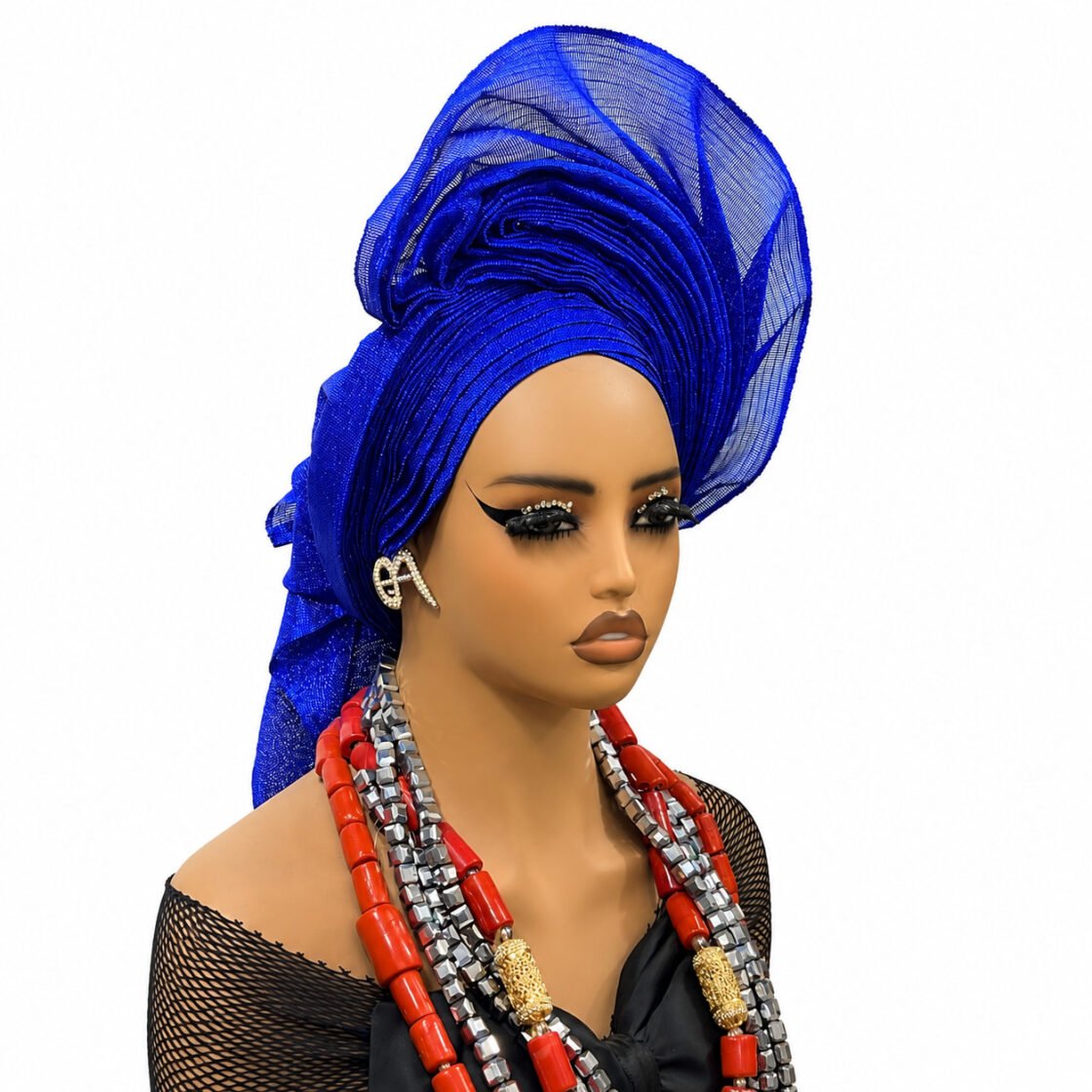Anna Gele made with lush metallic Asooke wit and curved fan top wave to give that classy look
